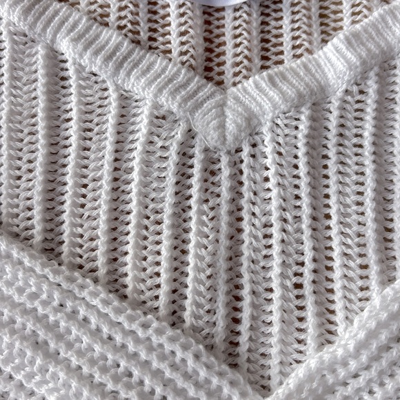 Women's Open Weave Knit Top | White size S NWOT perfect fit. - Picture 8 of 10